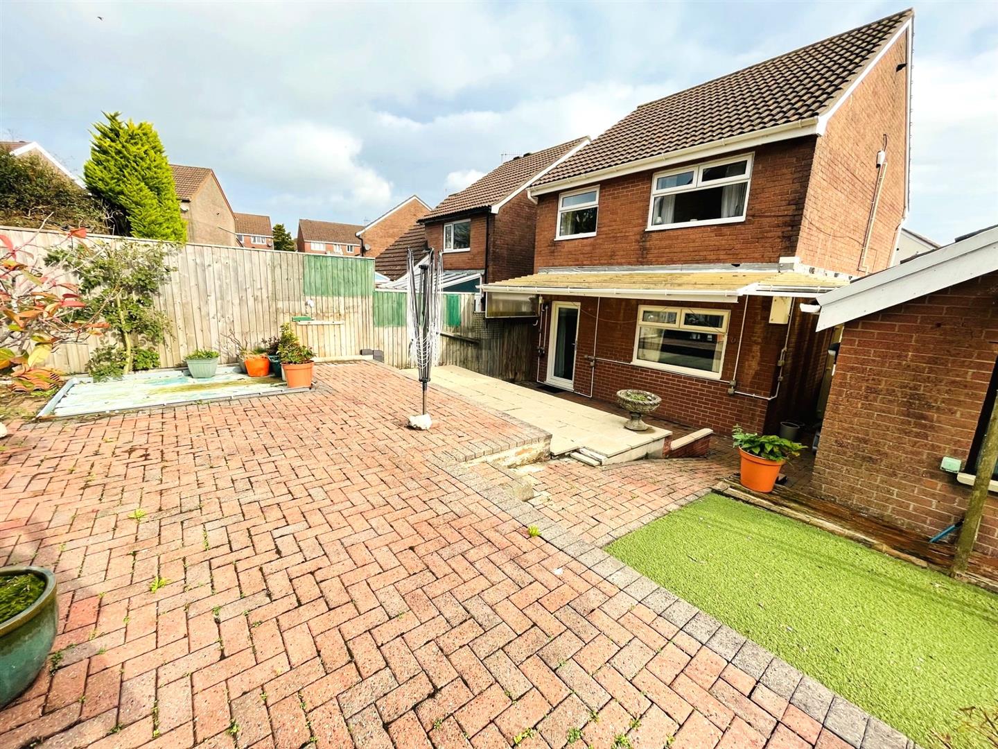 Heol Gwenallt, Gorseinon, Swansea, SA4 4JL